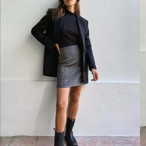 Aritzia Babaton Mini Skirt